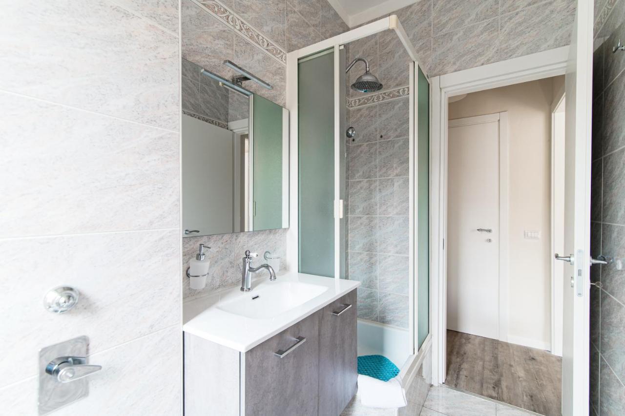 Lovely Suite With Private Parking In Como Exterior foto